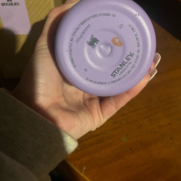 Stanley Lavender Insulated Mug - Picture 2 of 6